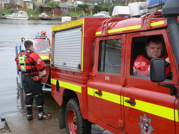 Emergencia en el agua: cómo un extintor evitó una tragedia