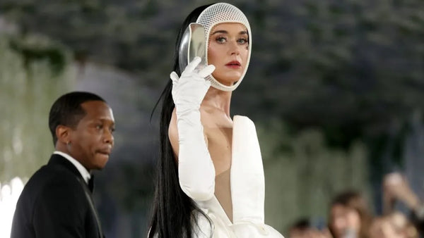 ¿El video viral del “incendio” de Katy Perry en la Met Gala? Nunca ocurrió. Esto podemos aprender.